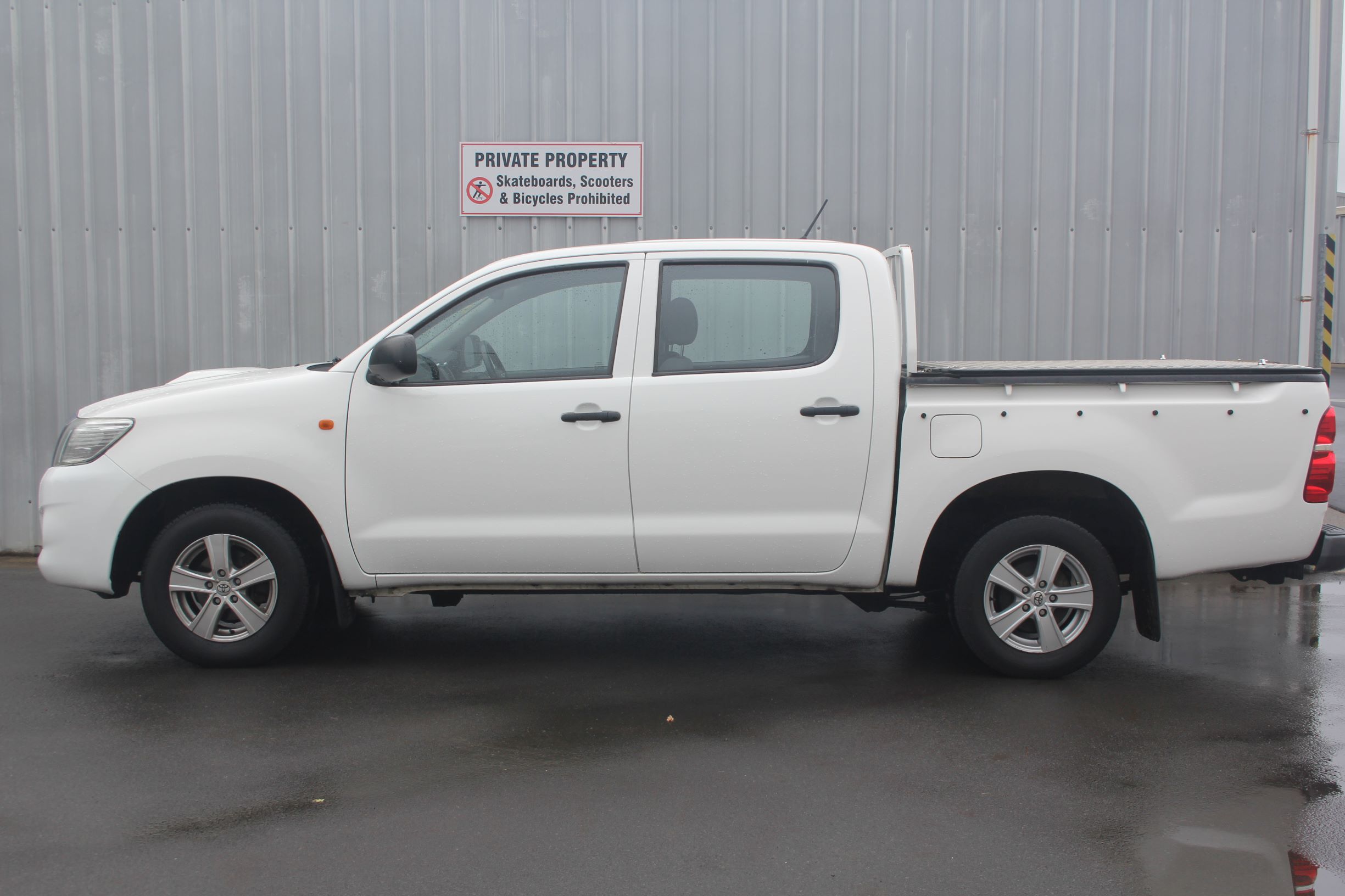 Toyota Hilux 2wd  2015 for sale in Auckland